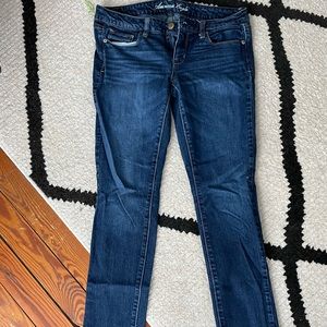 Size 8 American Eagle skinny jeans